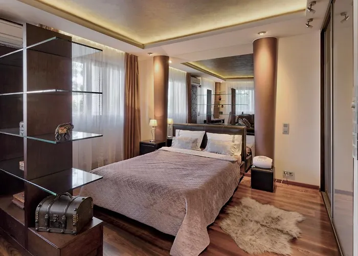 Rondo Verona - Free, Secure Parking For Guests דירה *