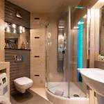 Rondo Verona - Free, Secure Parking For Guests Apartamento Breslavia