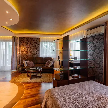 Appartement Rondo Verona - Free, Secure Parking For Guests