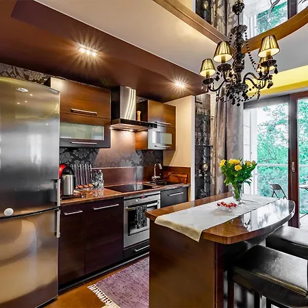 Rondo Verona - Free, Secure Parking For Guests Apartament *