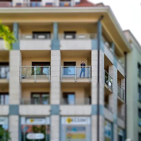Rondo Verona - Free, Secure Parking For Guests